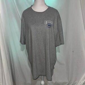 gray island life IZOD Saltwater graphic tshirt size xl